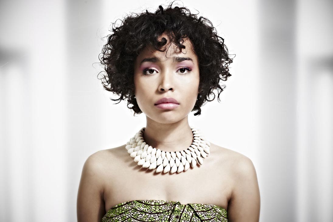 Rudi Schubert, Schubert-Fotografie, Studio für professionelle Werbefotografie, junges kreatives Team, Werbefotografie Münster, Werbefotografie Osnabrück, Werbefotografie, Porträtfotografie, Porträt, Modelfotografie, Fahionfotorafie, Modefotografie, African Fashion, Fashion