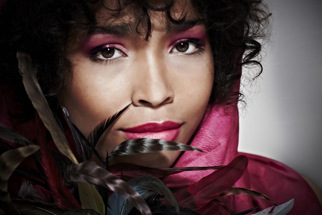 Rudi Schubert, Schubert-Fotografie, Studio für professionelle Werbefotografie, junges kreatives Team, Werbefotografie Münster, Werbefotografie Osnabrück, Werbefotografie, Porträtfotografie, Porträt, Modelfotografie, Fahionfotorafie, Modefotografie, African Fashion, Fashion