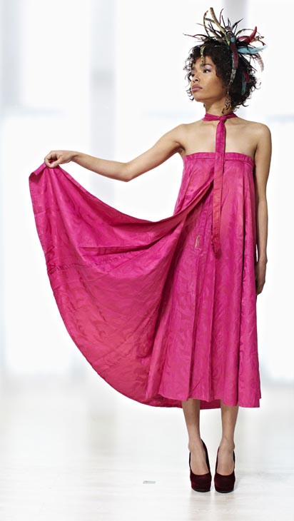 Rudi Schubert, Schubert-Fotografie, Studio für professionelle Werbefotografie, junges kreatives Team, Werbefotografie Münster, Werbefotografie Osnabrück, Werbefotografie, Porträtfotografie, Porträt, Modelfotografie, Fahionfotorafie, Modefotografie, African Fashion, Fashion