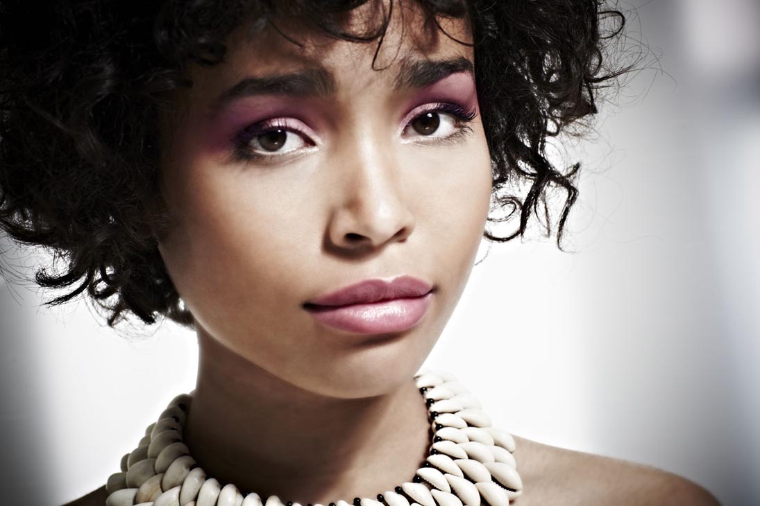 Rudi Schubert, Schubert-Fotografie, Studio für professionelle Werbefotografie, junges kreatives Team, Werbefotografie Münster, Werbefotografie Osnabrück, Werbefotografie, Porträtfotografie, Porträt, Modelfotografie, Fahionfotorafie, Modefotografie, African Fashion, Fashion