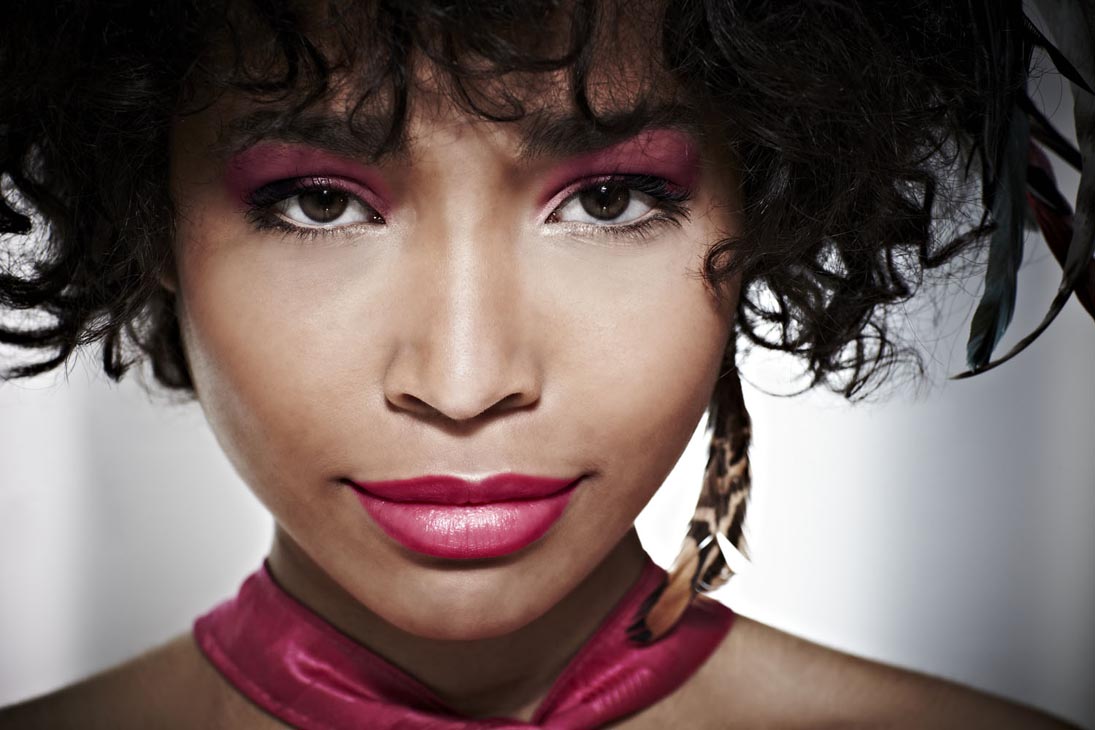 Rudi Schubert, Schubert-Fotografie, Studio für professionelle Werbefotografie, junges kreatives Team, Werbefotografie Münster, Werbefotografie Osnabrück, Werbefotografie, Porträtfotografie, Porträt, Modelfotografie, Fahionfotorafie, Modefotografie, African Fashion, Fashion