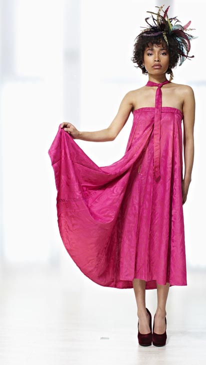 Rudi Schubert, Schubert-Fotografie, Studio für professionelle Werbefotografie, junges kreatives Team, Werbefotografie Münster, Werbefotografie Osnabrück, Werbefotografie, Porträtfotografie, Porträt, Modelfotografie, Fahionfotorafie, Modefotografie, African Fashion, Fashion