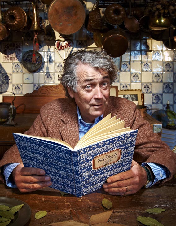 Rudi Schubert, Schubert-Fotografie, Studio für professionelle Werbefotografie, junges kreatives Team, Werbefotografie Münster, Werbefotografie Osnabrück, Werbefotografie, Magazinfotografie, Porträt, Porträtfotografie, Aktiva Magazin, Finanzmagazin