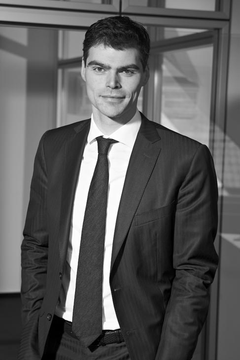 Rudi Schubert, Schubert-Fotografie, Studio für professionelle Werbefotografie, junges kreatives Team, Werbefotografie Münster, Werbefotografie Osnabrück, Werbefotografie, Porträtfotografie, Porträt, Schwarz-Weiß-Fotografie, Kanzlei Dr. Wiengarten, Rechtsanwalt, Notar, Anwaltskanzlei