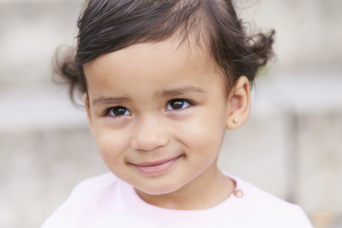 Rudi Schubert, Schubert-Fotografie, Studio für professionelle Werbefotografie, junges kreatives Team, Werbefotografie Münster, Werbefotografie Osnabrück, Werbefotografie, Porträtfotografie, Porträt, Fashionfotografie, Kinderfotografie, Babyone, Babymode, Kindermode