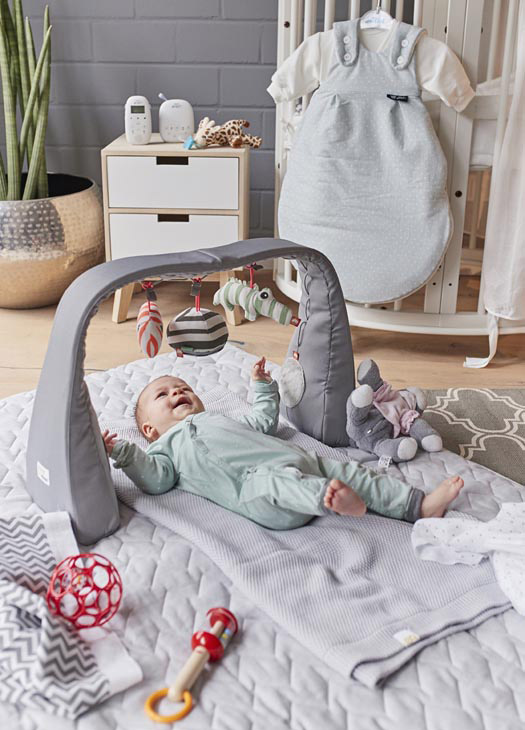 Rudi Schubert, Schubert-Fotografie, Studio für professionelle Werbefotografie, junges kreatives Team, Werbefotografie Münster, Werbefotografie Osnabrück, Werbefotografie, Porträtfotografie, Porträt, Fashionfotografie, Kinderfotografie, Babyone, Babymode, Kindermode