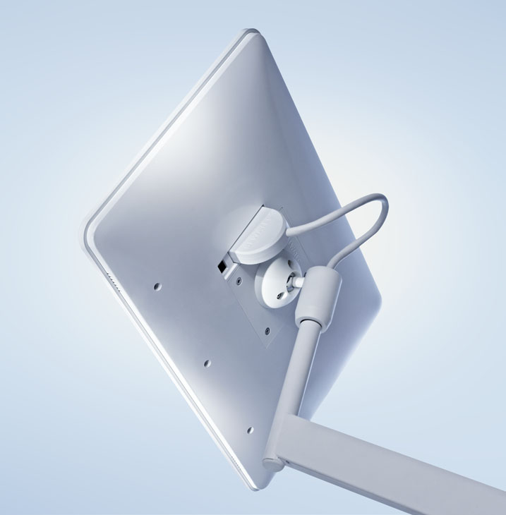 Rudi Schubert, Schubert-Fotografie, Studio für professionelle Werbefotografie, junges kreatives Team, Werbefotografie Münster, Werbefotografie Osnabrück, Werbefotografie, Stillleben, Still-Life, Produktfotografie, Objektfotografie, Bewatec Kommunikationstechnik, Tablet für Patientenbett, Multimedia