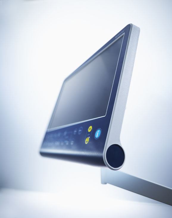 Rudi Schubert, Schubert-Fotografie, Studio für professionelle Werbefotografie, junges kreatives Team, Werbefotografie Münster, Werbefotografie Osnabrück, Werbefotografie, Stillleben, Still-Life, Produktfotografie, Objektfotografie, Bewatec Kommunikationstechnik, Tablet für Patientenbett, Multimedia