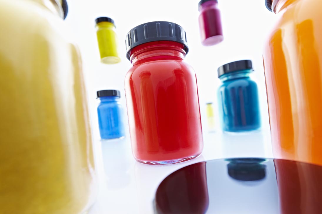 Rudi Schubert, Schubert-Fotografie, Studio für professionelle Werbefotografie, junges kreatives Team, Werbefotografie Münster, Werbefotografie Osnabrück, Werbefotografie, Stillleben, Still-Life, Produktfotografie, Objektfotografie, Brillux, Farbe, Farbpigmente, Lack, Lackherstellung, Farbherstellung