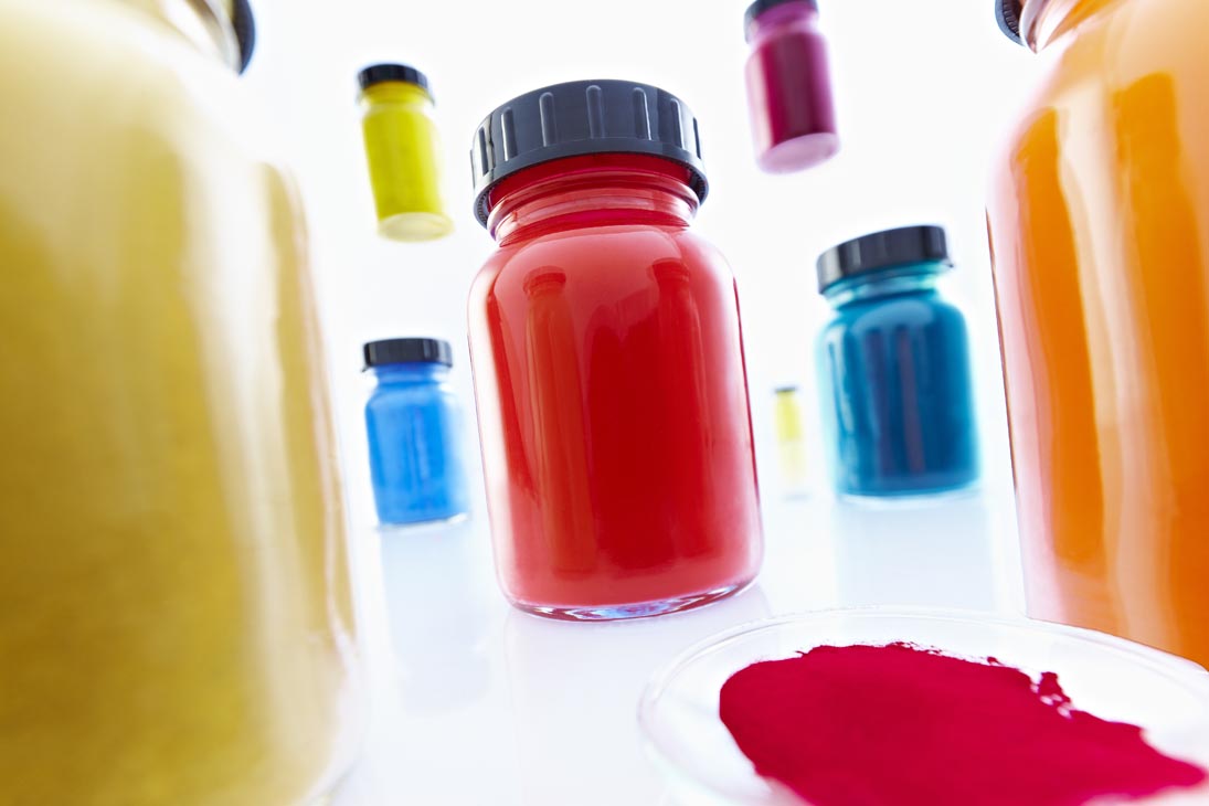 Rudi Schubert, Schubert-Fotografie, Studio für professionelle Werbefotografie, junges kreatives Team, Werbefotografie Münster, Werbefotografie Osnabrück, Werbefotografie, Stillleben, Still-Life, Produktfotografie, Objektfotografie, Brillux, Farbe, Farbpigmente, Lack, Lackherstellung, Farbherstellung