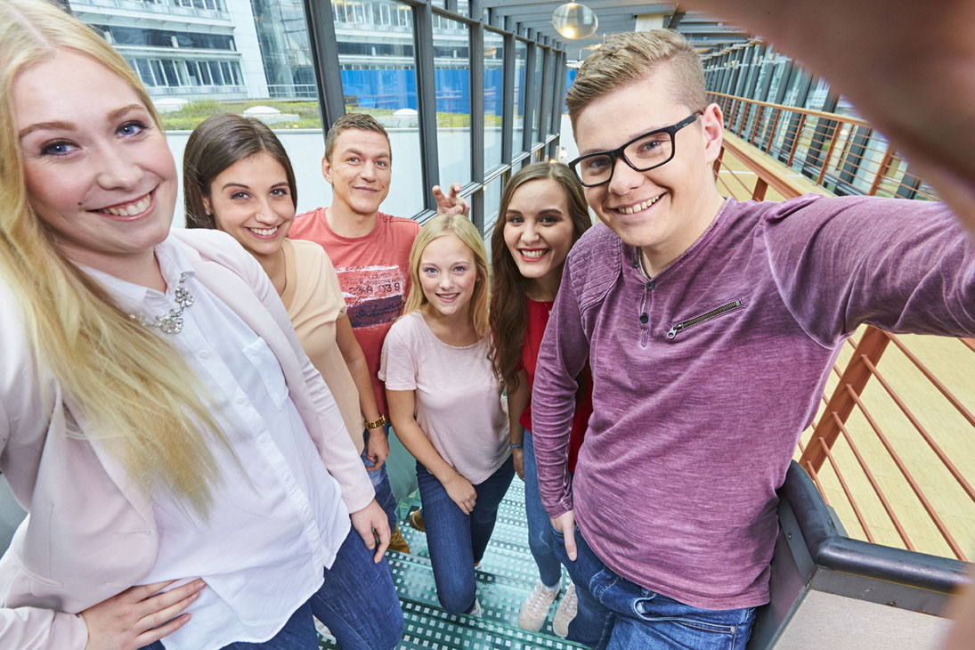 Rudi Schubert, Schubert-Fotografie, Studio für professionelle Werbefotografie, junges kreatives Team, Werbefotografie Münster, Werbefotografie Osnabrück, Werbefotografie, Recruiting, Deutsche Rentenversicherung