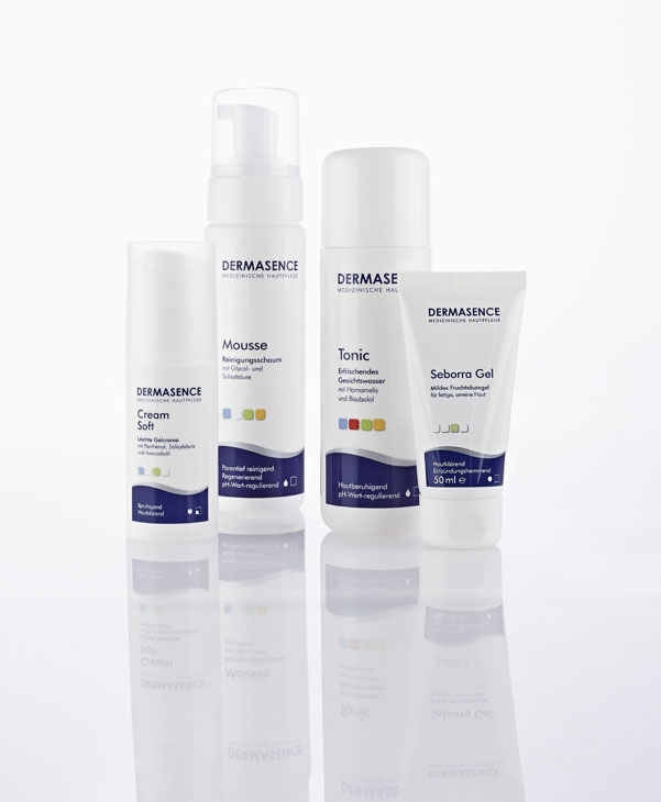 Rudi Schubert, Schubert-Fotografie, Studio für professionelle Werbefotografie, junges kreatives Team, Werbefotografie Münster, Werbefotografie Osnabrück, Werbefotografie, Stillleben, Still-Life, Produktfotografie, Objektfotografie, Dermasence, Handcreme, Handpflege, Hautpflege, Feuchtigkeitscreme