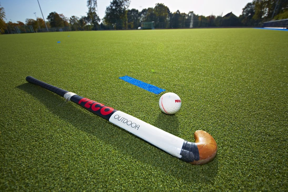 Rudi Schubert, Schubert-Fotografie, Studio für professionelle Werbefotografie, junges kreatives Team, Werbefotografie Münster, Werbefotografie Osnabrück, Werbefotografie, Kunstrasen, Hockey-Stadion, HSV, Fieldturf Tarkett