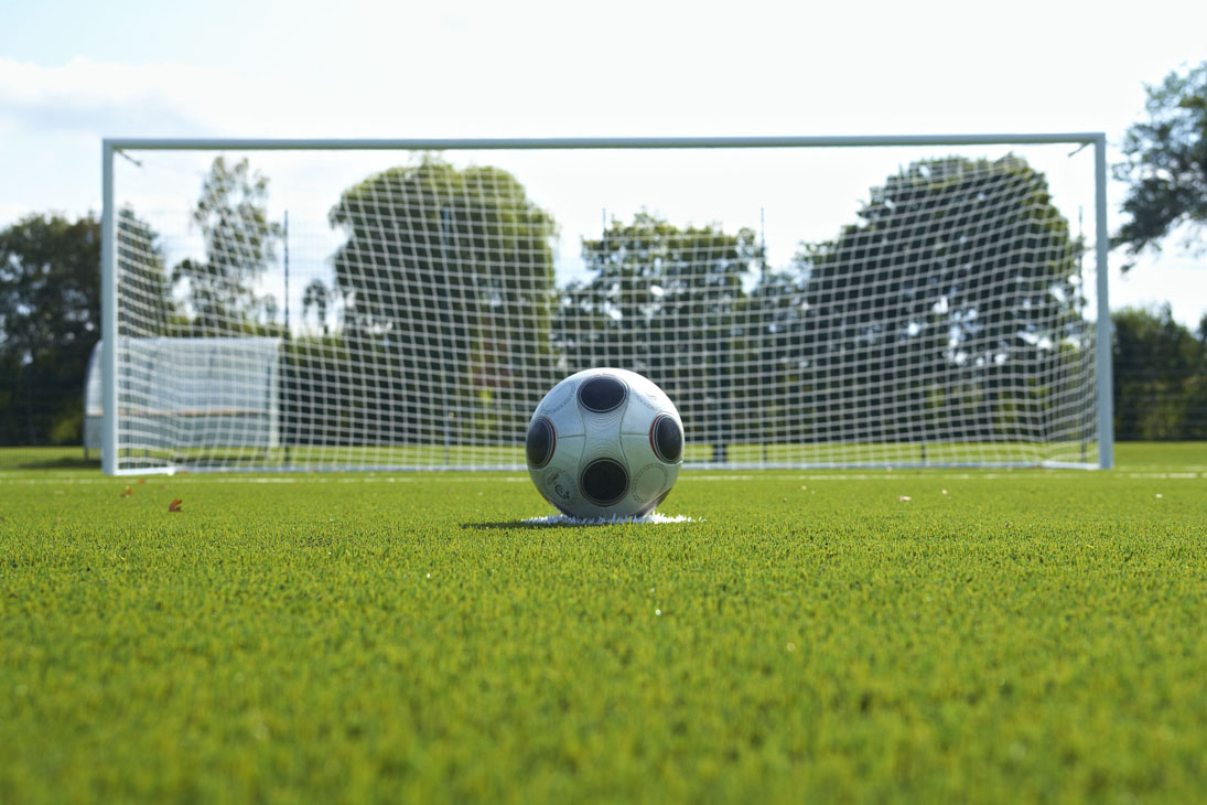 Rudi Schubert, Schubert-Fotografie, Studio für professionelle Werbefotografie, junges kreatives Team, Werbefotografie Münster, Werbefotografie Osnabrück, Werbefotografie, Kunstrasen, Hockey-Stadion, HSV, Fieldturf Tarkett