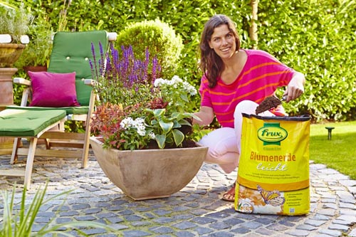 Rudi Schubert, Schubert-Fotografie, Studio für professionelle Werbefotografie, junges kreatives Team, Werbefotografie Münster, Werbefotografie Osnabrück, Werbefotografie, Frux, Blumenerde, Garten, Floristik, Pflanzen, Green Market