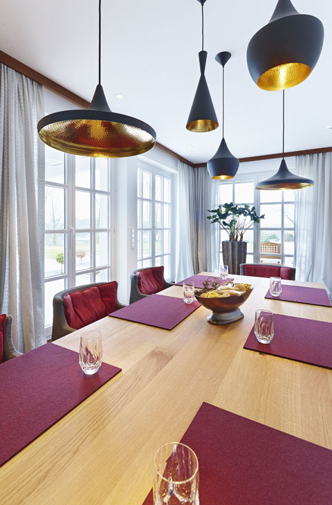 Rudi Schubert, Schubert-Fotografie, Studio für professionelle Werbefotografie, junges kreatives Team, Werbefotografie Münster, Werbefotografie Osnabrück, Werbefotografie, Interieurfotografie, Architekturfotografie, Möbelfotografie, Aufschnaiter Inneneinrichtung, Innenarchitektur, Mobiliar, Möbel, Innengestaltung, Einrichtungshaus, Tischlerei, Möbelhaus