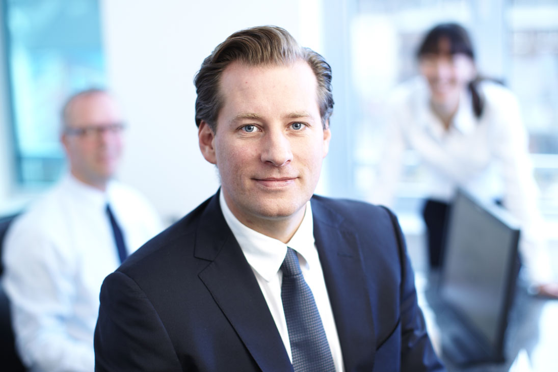 Rudi Schubert, Schubert-Fotografie, Studio für professionelle Werbefotografie, junges kreatives Team, Werbefotografie Münster, Werbefotografie Osnabrück, Werbefotografie, Porträtfotografie, Porträt, Schwarz-Weiß-Fotografie, KWM Rechtsanwälte, Rechtsanwalt, Notar, Anwaltskanzlei