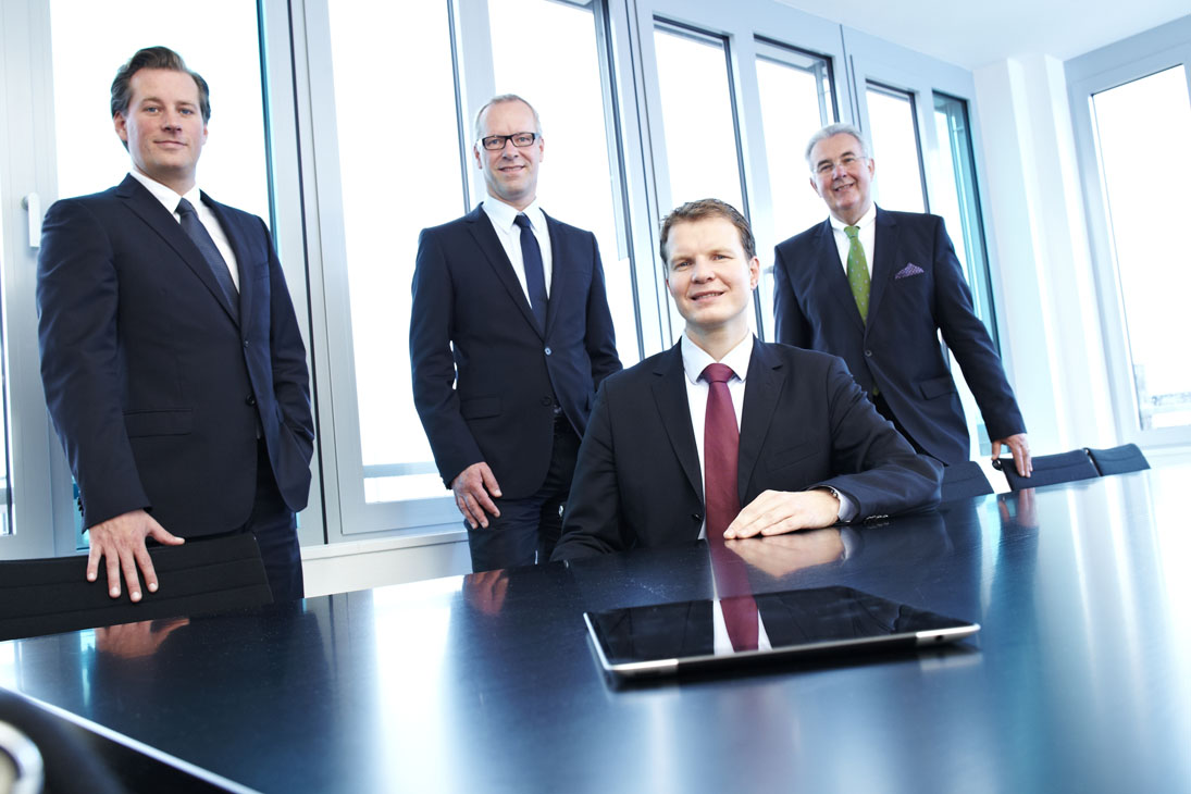 Rudi Schubert, Schubert-Fotografie, Studio für professionelle Werbefotografie, junges kreatives Team, Werbefotografie Münster, Werbefotografie Osnabrück, Werbefotografie, Porträtfotografie, Porträt, Schwarz-Weiß-Fotografie, KWM Rechtsanwälte, Rechtsanwalt, Notar, Anwaltskanzlei