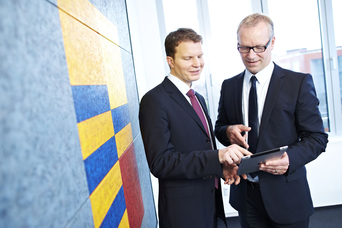 Rudi Schubert, Schubert-Fotografie, Studio für professionelle Werbefotografie, junges kreatives Team, Werbefotografie Münster, Werbefotografie Osnabrück, Werbefotografie, Porträtfotografie, Porträt, Schwarz-Weiß-Fotografie, KWM Rechtsanwälte, Rechtsanwalt, Notar, Anwaltskanzlei