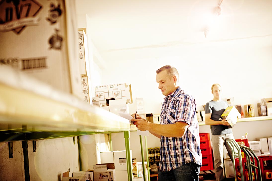 Rudi Schubert, Schubert-Fotografie, Studio für professionelle Werbefotografie, junges kreatives Team, Werbefotografie Münster, Werbefotografie Osnabrück, Werbefotografie, Imagefotografie, Kornbrennerei Gerbermann, Korn, Wein