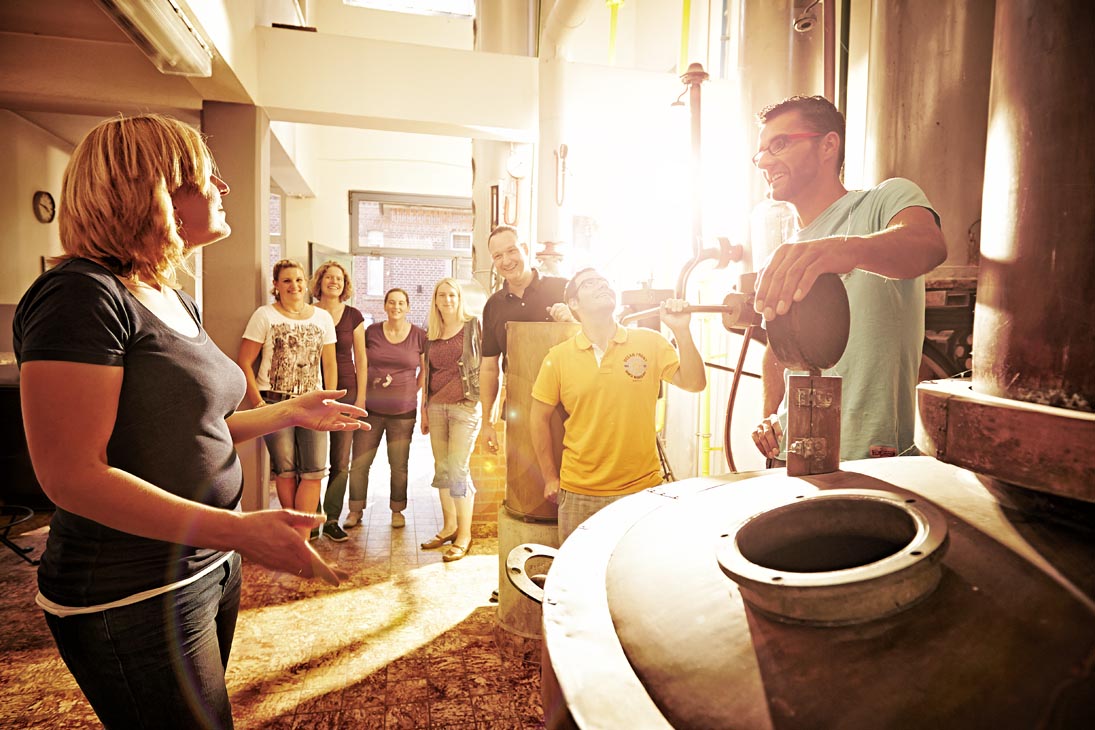 Rudi Schubert, Schubert-Fotografie, Studio für professionelle Werbefotografie, junges kreatives Team, Werbefotografie Münster, Werbefotografie Osnabrück, Werbefotografie, Imagefotografie, Kornbrennerei Gerbermann, Korn, Wein