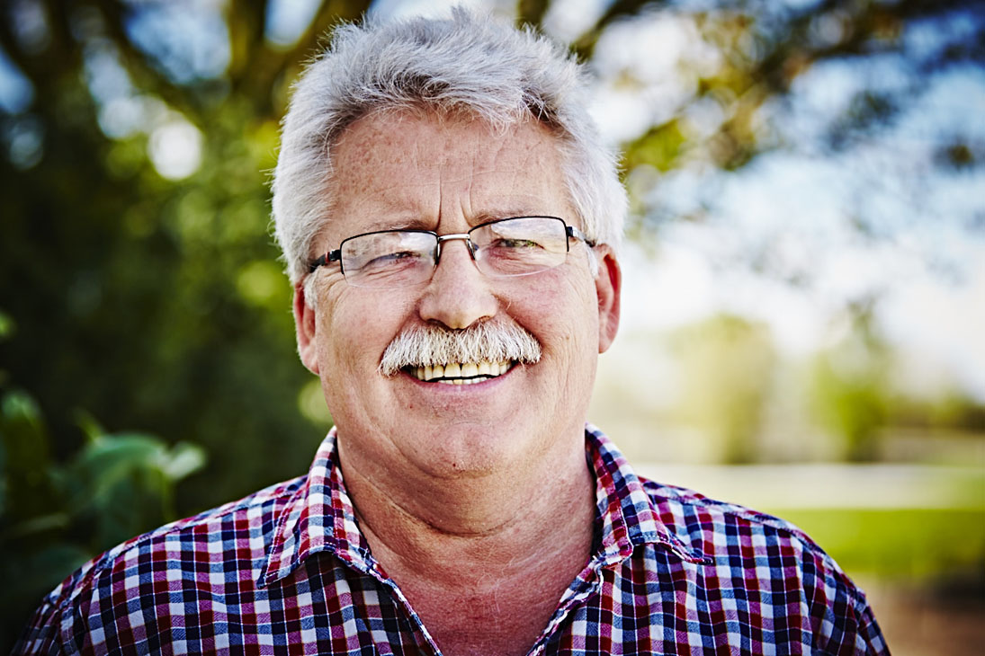 Rudi Schubert, Schubert-Fotografie, Studio für professionelle Werbefotografie, junges kreatives Team, Werbefotografie Münster, Werbefotografie Osnabrück, Werbefotografie, Porträt, Porträtfotografie, Imagefotografie, Landgard Erzeugerportraits, Landgard, Landgard, Landwirtschaft, Gemüseanbau, Gemüsefeld, Acker, Landwirt, Green Market