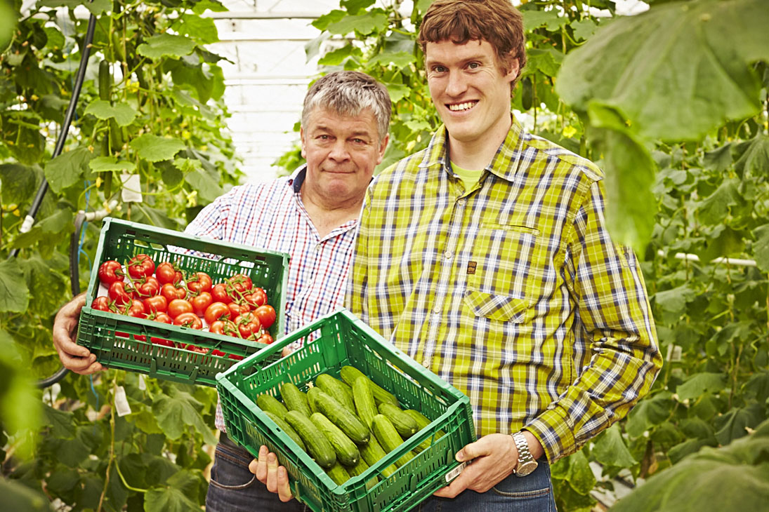 Rudi Schubert, Schubert-Fotografie, Studio für professionelle Werbefotografie, junges kreatives Team, Werbefotografie Münster, Werbefotografie Osnabrück, Werbefotografie, Porträt, Porträtfotografie, Imagefotografie, Landgard Erzeugerportraits, Landgard, Landgard, Landwirtschaft, Gemüseanbau, Gemüsefeld, Acker, Landwirt, Green Market