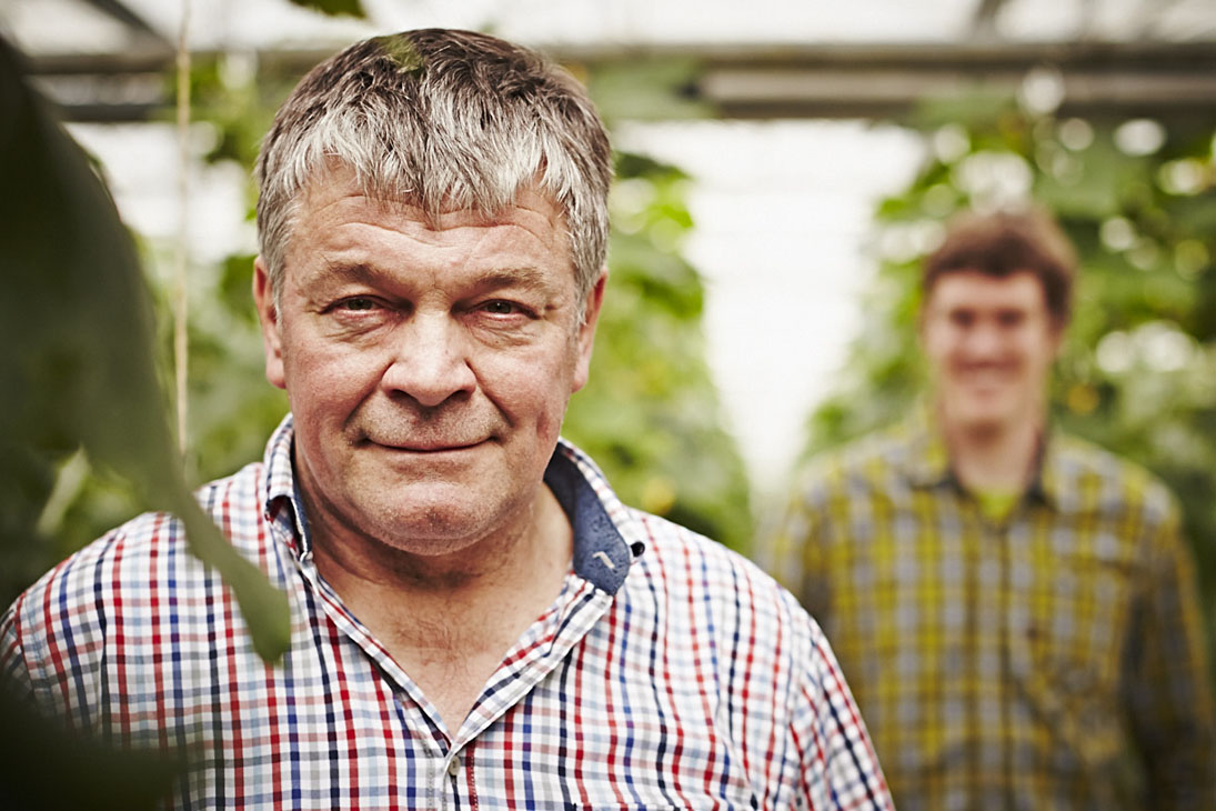 Rudi Schubert, Schubert-Fotografie, Studio für professionelle Werbefotografie, junges kreatives Team, Werbefotografie Münster, Werbefotografie Osnabrück, Werbefotografie, Porträt, Porträtfotografie, Imagefotografie, Landgard Erzeugerportraits, Landgard, Landgard, Landwirtschaft, Gemüseanbau, Gemüsefeld, Acker, Landwirt, Green Market