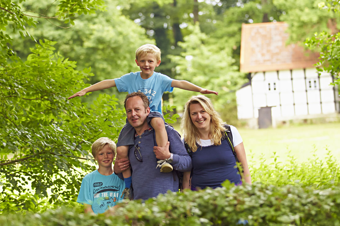 Rudi Schubert, Schubert-Fotografie, Studio für professionelle Werbefotografie, junges kreatives Team, Werbefotografie Münster, Werbefotografie Osnabrück, Werbefotografie, Outdoor Fotografie, Lengerich Tourismus, Münsterland, Wandern, Ausflug, Fahrradtour
