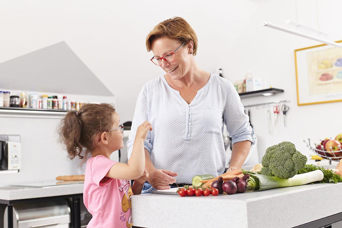 Rudi Schubert, Schubert-Fotografie, Studio für professionelle Werbefotografie, junges kreatives Team, Werbefotografie Münster, Werbefotografie Osnabrück, Werbefotografie, Magazinfotografie, Porträt, Porträtfotografie, Aktiva Magazin, Finanzmagazin