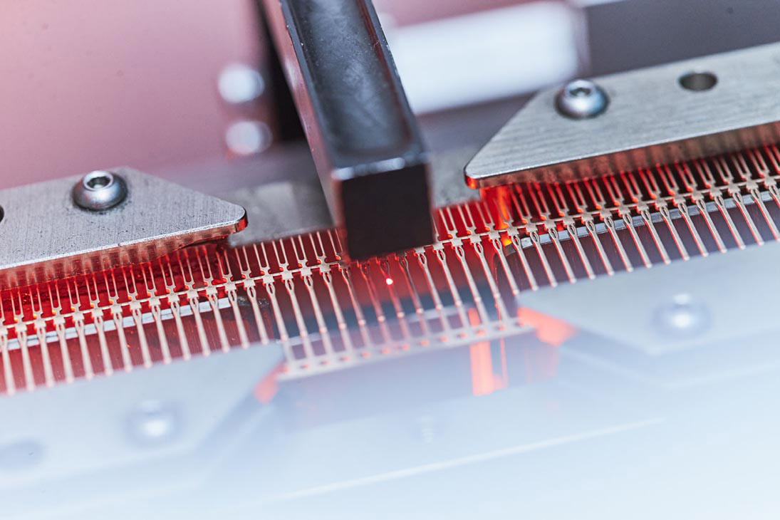 Rudi Schubert, Schubert-Fotografie, Studio für professionelle Werbefotografie, junges kreatives Team, Werbefotografie Münster, Werbefotografie Osnabrück, Werbefotografie, Industriefotografie, Strautmann Hydraulik, Maschinenbau, Fabrik, Fabrikarbeiter