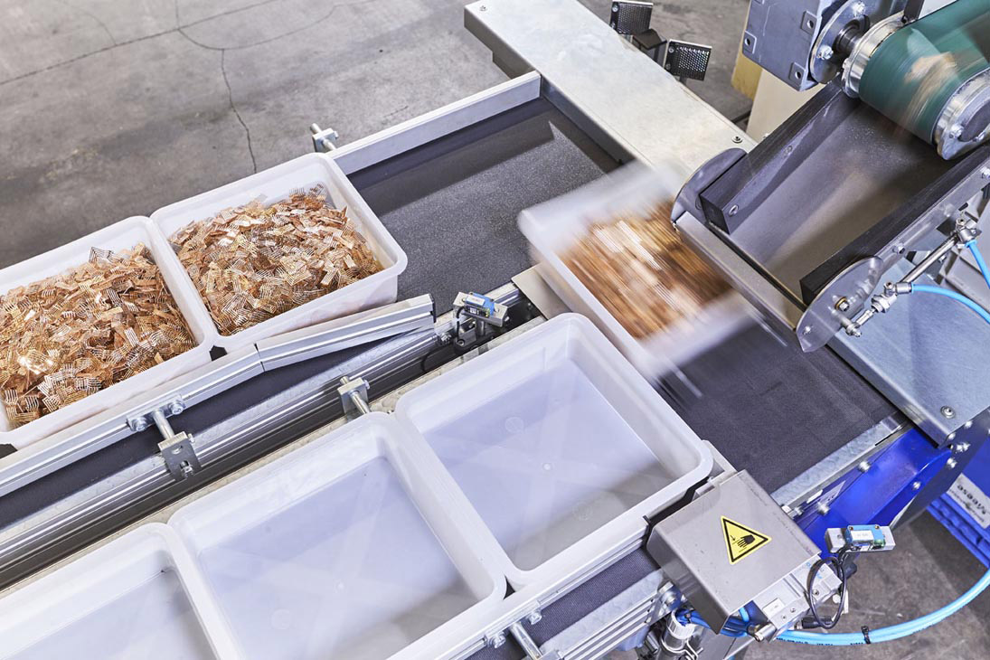 Rudi Schubert, Schubert-Fotografie, Studio für professionelle Werbefotografie, junges kreatives Team, Werbefotografie Münster, Werbefotografie Osnabrück, Werbefotografie, Industriefotografie, Strautmann Hydraulik, Maschinenbau, Fabrik, Fabrikarbeiter