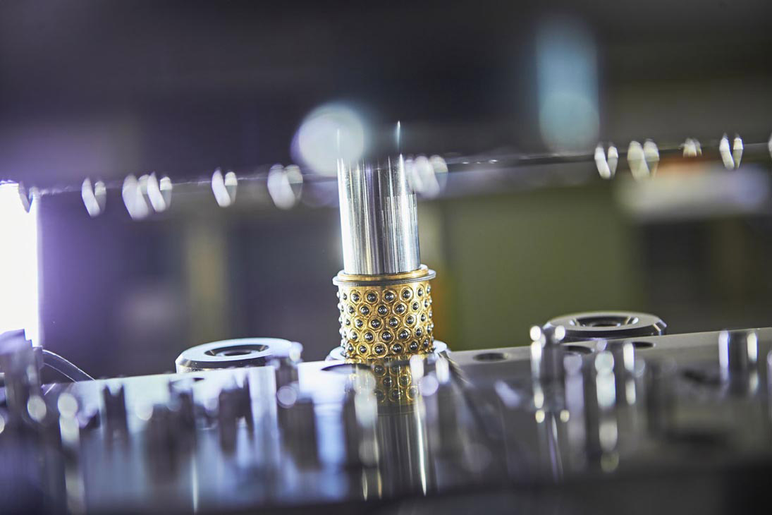 Rudi Schubert, Schubert-Fotografie, Studio für professionelle Werbefotografie, junges kreatives Team, Werbefotografie Münster, Werbefotografie Osnabrück, Werbefotografie, Industriefotografie, Strautmann Hydraulik, Maschinenbau, Fabrik, Fabrikarbeiter