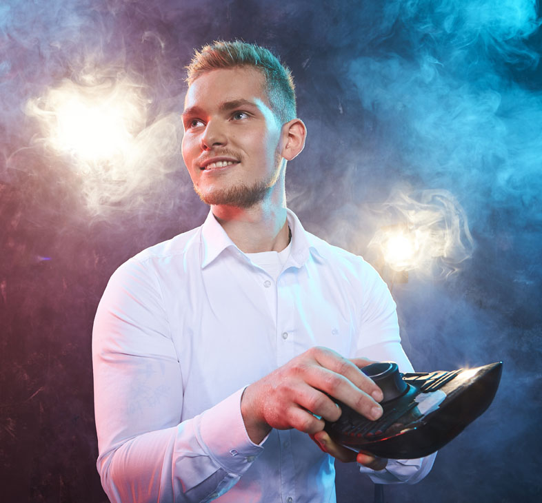 Rudi Schubert, Schubert-Fotografie, Studio für professionelle Werbefotografie, junges kreatives Team, Werbefotografie Münster, Werbefotografie Osnabrück, Werbefotografie, Recruiting, Münstermann Azubikampagne, Münstermann Maschinenbau, Auszubildende