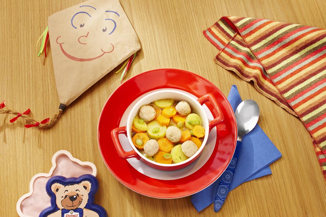 Rudi Schubert, Schubert-Fotografie, Studio für professionelle Werbefotografie, junges kreatives Team, Werbefotografie Münster, Werbefotografie Osnabrück, Werbefotografie,  Food-Fotografie, Produktfotografie, Stillleben, Reinert, Fleischerei, Metzgerei, Wurst, Aufschnitt, Bärchenwurst