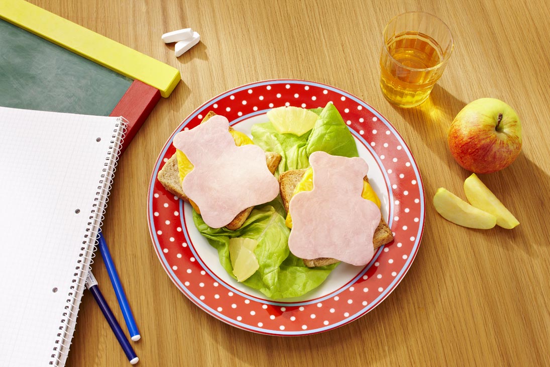 Rudi Schubert, Schubert-Fotografie, Studio für professionelle Werbefotografie, junges kreatives Team, Werbefotografie Münster, Werbefotografie Osnabrück, Werbefotografie,  Food-Fotografie, Produktfotografie, Stillleben, Reinert, Fleischerei, Metzgerei, Wurst, Aufschnitt, Bärchenwurst