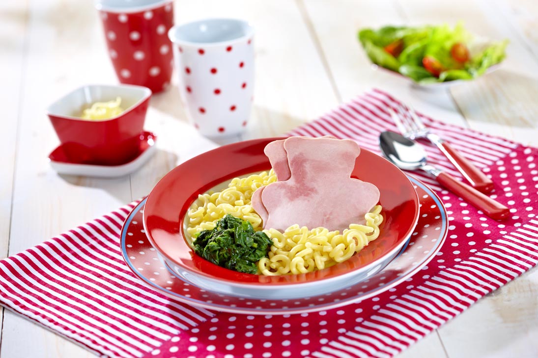 Rudi Schubert, Schubert-Fotografie, Studio für professionelle Werbefotografie, junges kreatives Team, Werbefotografie Münster, Werbefotografie Osnabrück, Werbefotografie,  Food-Fotografie, Produktfotografie, Stillleben, Reinert, Fleischerei, Metzgerei, Wurst, Aufschnitt, Bärchenwurst