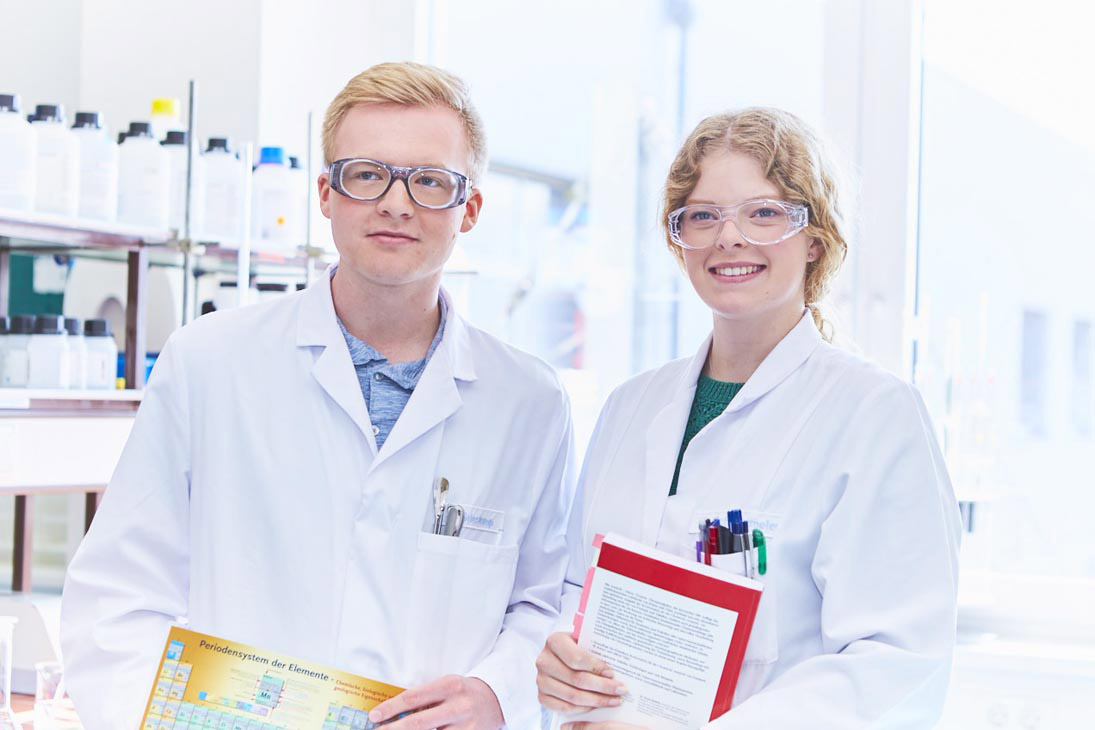 Rudi Schubert, Schubert-Fotografie, Studio für professionelle Werbefotografie, junges kreatives Team, Werbefotografie Münster, Werbefotografie Osnabrück, Werbefotografie, Recruiting, Industriefotografie, GH-Design, Rottendorf Pharma, Pharmaindustrie