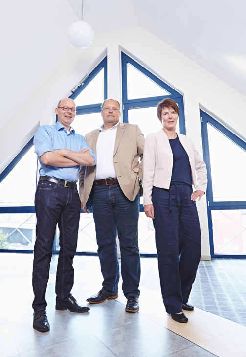 Rudi Schubert, Schubert-Fotografie, Studio für professionelle Werbefotografie, junges kreatives Team, Werbefotografie Münster, Werbefotografie Osnabrück, Werbefotografie, Recruiting, Mitarbeiterporträt, Schoenox, Mitarbeitershooting, Klebstoffe