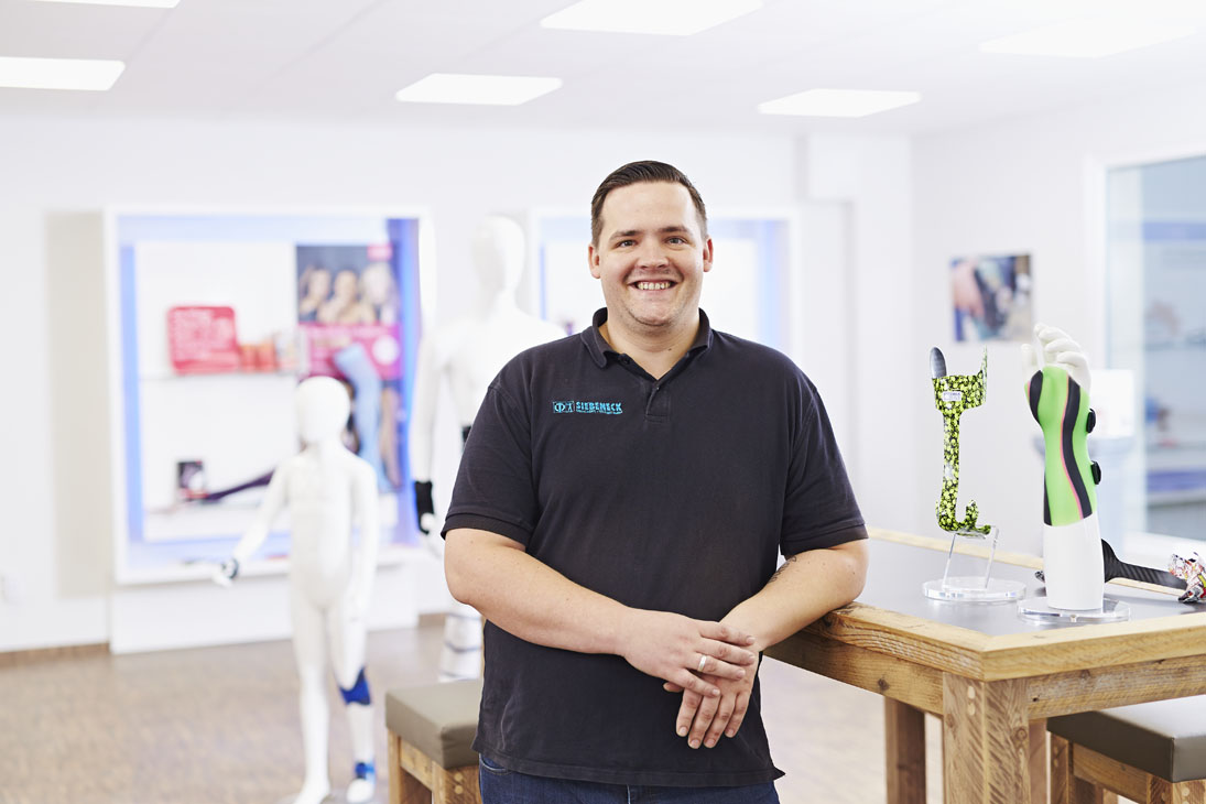 Rudi Schubert, Schubert-Fotografie, Studio für professionelle Werbefotografie, junges kreatives Team, Werbefotografie Münster, Werbefotografie Osnabrück, Werbefotografie, Porträt, Porträtfotografie, Siebeneck Orthopädie, technische Orthopädie, Orthesen, Bandagen, Prothesen, orthopädische Einlagen