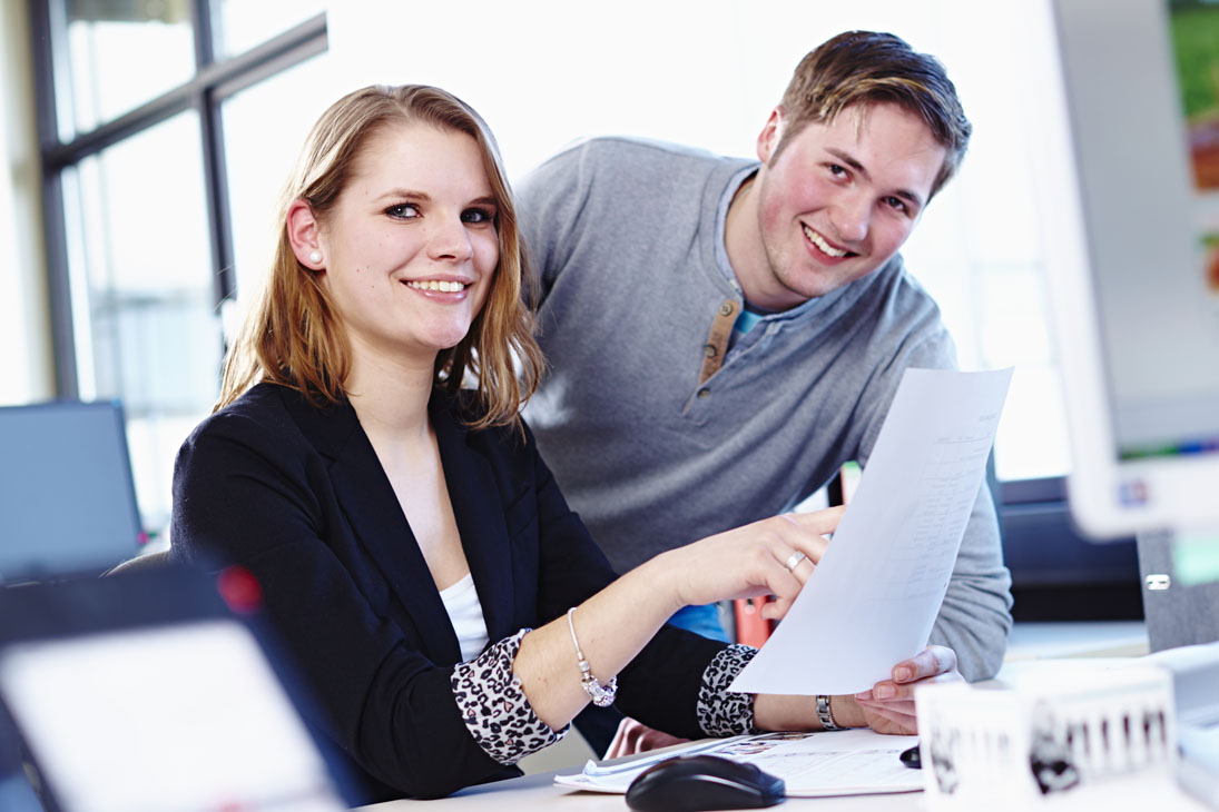 Rudi Schubert, Schubert-Fotografie, Studio für professionelle Werbefotografie, junges kreatives Team, Werbefotografie Münster, Werbefotografie Osnabrück, Werbefotografie, Recruiting, Mitarbeiterporträt, Stockmeyer Azubis, Westfälische Fleischwarenfabrik Stockmeyer, Fleischerei, Metzgerei, Fleischer, Fleischproduktion