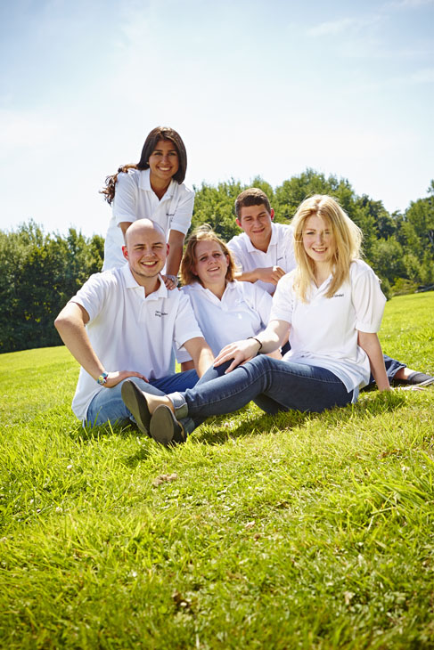 Rudi Schubert, Schubert-Fotografie, Studio für professionelle Werbefotografie, junges kreatives Team, Werbefotografie Münster, Werbefotografie Osnabrück, Werbefotografie, Recruiting, Mitarbeiterporträt, Stroetmann Azubis, Handelsunternehmen, Auszubildende