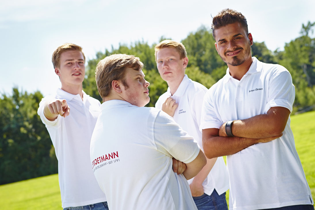 Rudi Schubert, Schubert-Fotografie, Studio für professionelle Werbefotografie, junges kreatives Team, Werbefotografie Münster, Werbefotografie Osnabrück, Werbefotografie, Recruiting, Mitarbeiterporträt, Stroetmann Azubis, Handelsunternehmen, Auszubildende