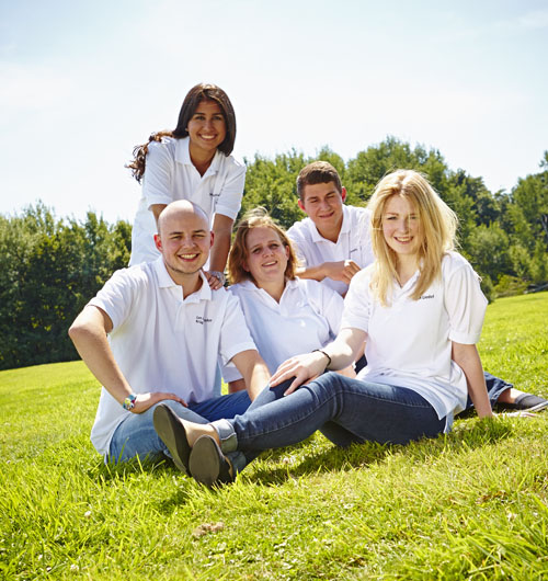 Rudi Schubert, Schubert-Fotografie, Studio für professionelle Werbefotografie, junges kreatives Team, Werbefotografie Münster, Werbefotografie Osnabrück, Werbefotografie, Recruiting, Mitarbeiterporträt, Stroetmann Azubis, Handelsunternehmen, Auszubildende