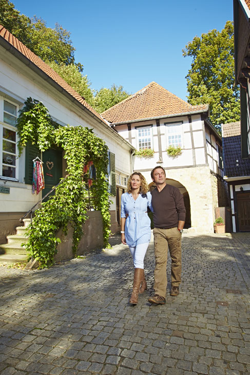 Rudi Schubert, Schubert-Fotografie, Studio für professionelle Werbefotografie, junges kreatives Team, Werbefotografie Münster, Werbefotografie Osnabrück, Werbefotografie, Outdoor Fotografie, Tecklenburg Tourismus, Münsterland, Wandern, Ausflug, Teutoburgerwald, historische Altstadt, Outdoor Klettern