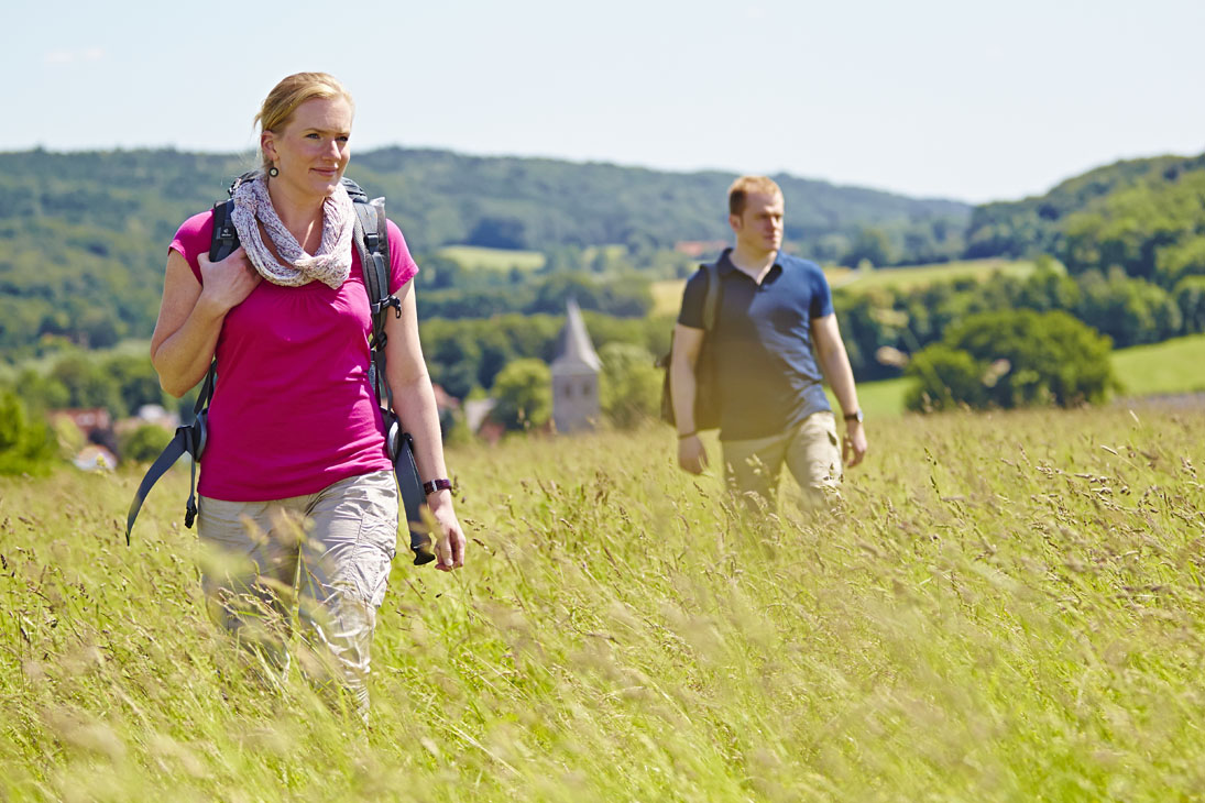Rudi Schubert, Schubert-Fotografie, Studio für professionelle Werbefotografie, junges kreatives Team, Werbefotografie Münster, Werbefotografie Osnabrück, Werbefotografie, Outdoor Fotografie, Tecklenburg Tourismus, Münsterland, Wandern, Ausflug, Teutoburgerwald, historische Altstadt, Outdoor Klettern