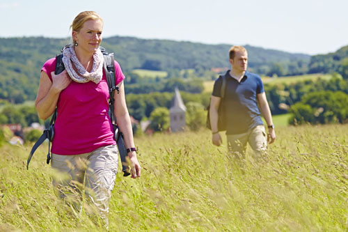 Rudi Schubert, Schubert-Fotografie, Studio für professionelle Werbefotografie, junges kreatives Team, Werbefotografie Münster, Werbefotografie Osnabrück, Werbefotografie, Outdoor Fotografie, Tecklenburg Tourismus, Münsterland, Wandern, Ausflug, Teutoburgerwald, historische Altstadt, Outdoor Klettern