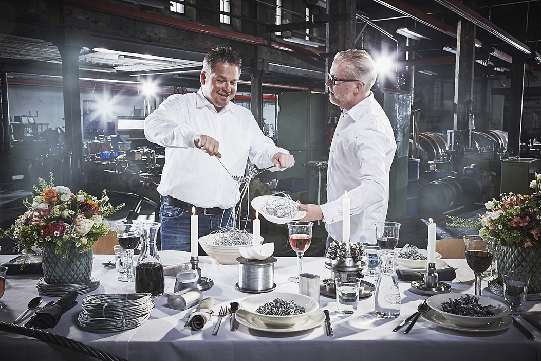 Rudi Schubert, Schubert-Fotografie, Studio für professionelle Werbefotografie, junges kreatives Team, Werbefotografie Münster, Werbefotografie Osnabrück, Werbefotografie, Industriefotografie, Tepe Drahtseilwerk, Stahlseil, Drahtseil, Metallverarbeitung, Stahlverarebeitung