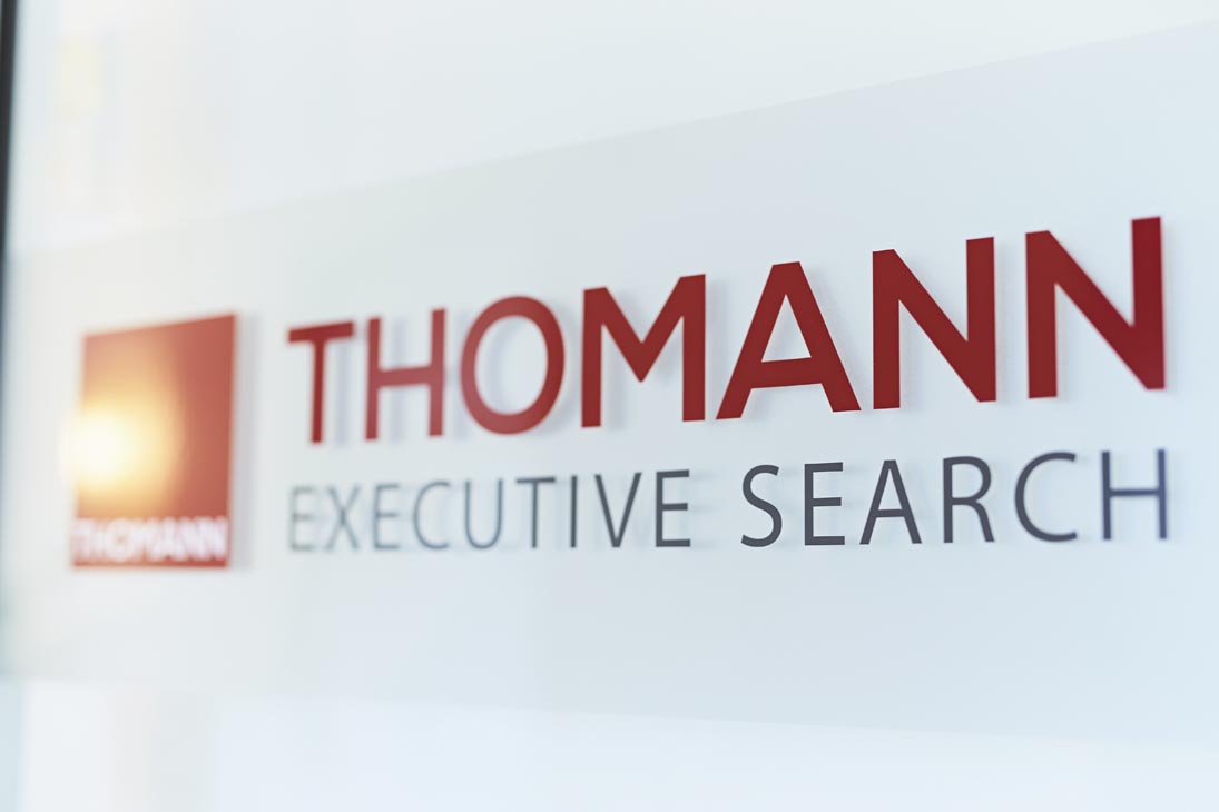 Rudi Schubert, Schubert-Fotografie, Studio für professionelle Werbefotografie, junges kreatives Team, Werbefotografie Münster, Werbefotografie Osnabrück, Werbefotografie, Recruiting, Beresa, Autohaus, Mercedes-Benz, Fahrzeughändler