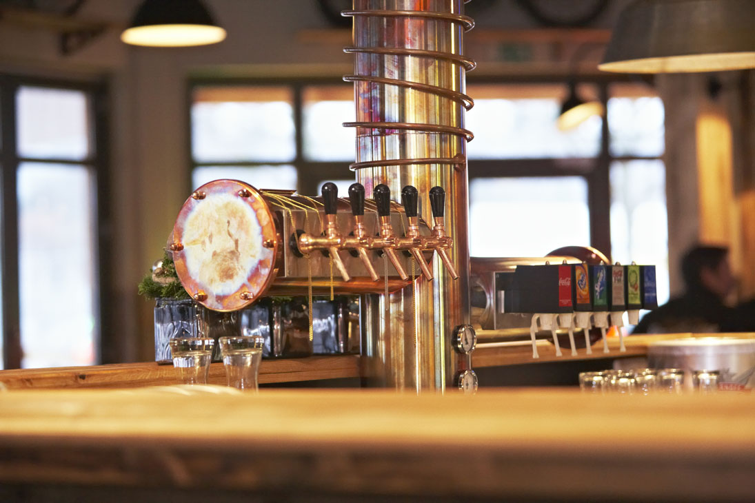 Rudi Schubert, Schubert-Fotografie, Studio für professionelle Werbefotografie, junges kreatives Team, Werbefotografie Münster, Werbefotografie Osnabrück, Werbefotografie, Interieurfotografie, Architekturfotografie, Thunderbar, Gastronomie, Bar, Kneipe, Restaurant